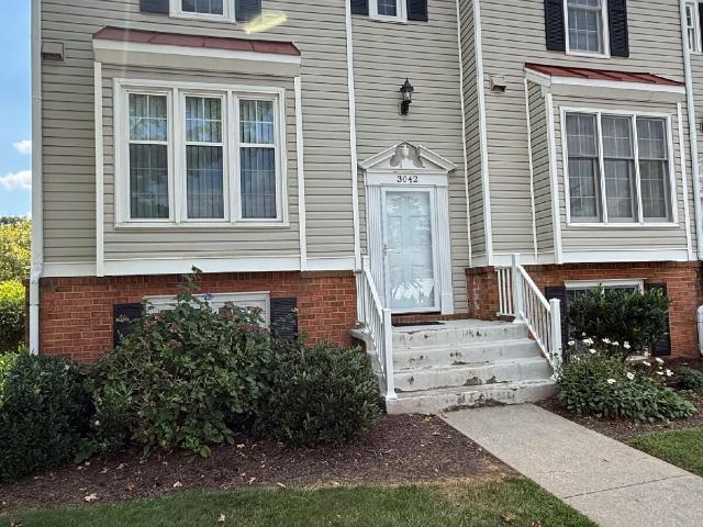 3 BR, 3.5 BA Apartment 3042 Winterberry Dr Roanoke, VA 24018