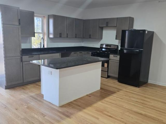3 BR, 3.5 BA Apartment 3601 W 53rd St Unit 3601 4, Chicago, IL 60632