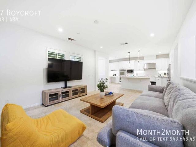 3 BR, 3.5 BA Apartment 37 Roycroft, Irvine, CA 92620