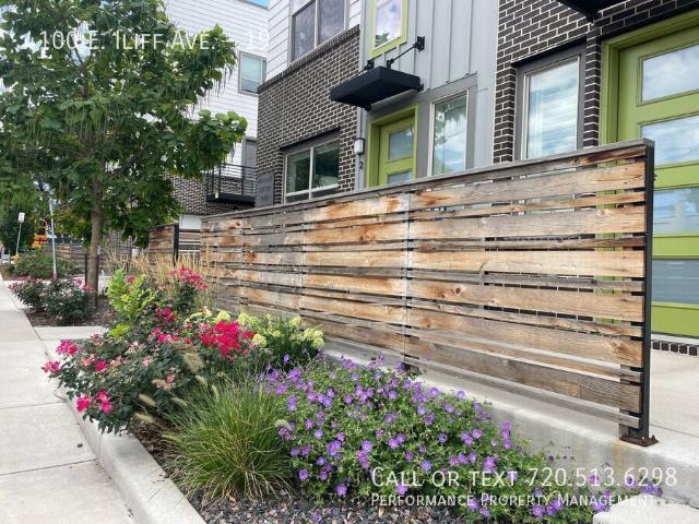 3 BR, 3.5 BA Apartment 4100 E. Iliff Ave Denver, CO 80222