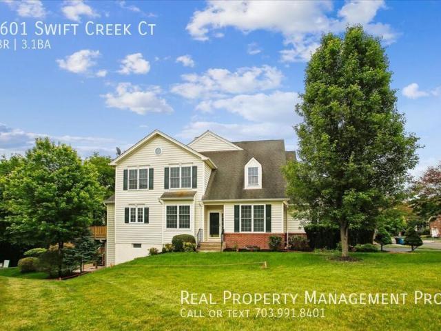 3 BR, 3.5 BA Apartment 5601 Swift Creek Ct, Haymarket, VA 20169