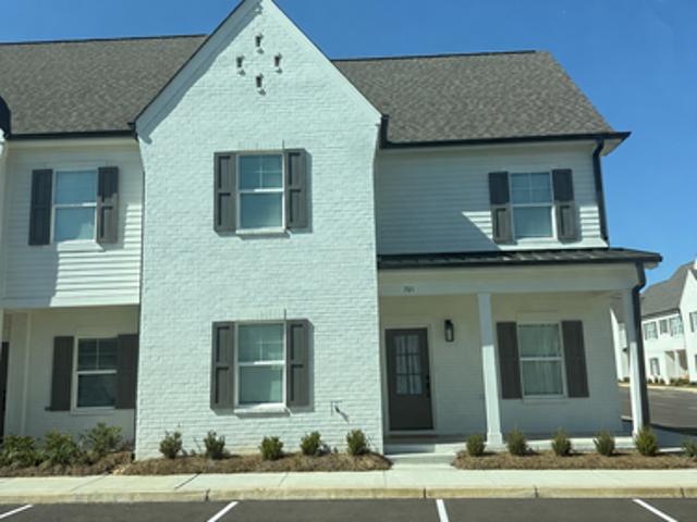 3 BR, 3.5 BA Apartment 701 Southview Drive, Oxford, MS 38655