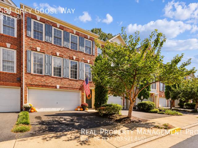 3 BR, 3.5 BA Apartment 7581 Grey Goose Way, Alexandria, VA 22306