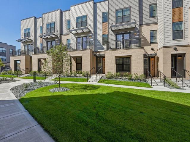 3 BR, 3.5 BA Apartment 8868 Meridian Way Unit 8965, Saint Paul, MN 55125
