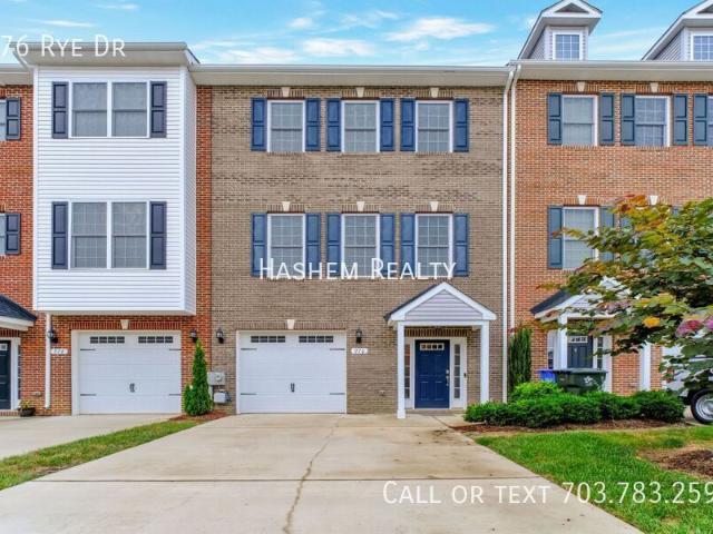 3 BR, 3.5 BA Apartment 976 Rye Dr, La Plata, MD 20646