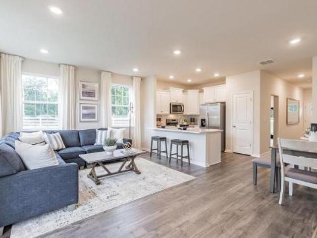 3 Br, 3 bath, Townhouse/Brownstone/RowHouse 22 Peregrine Way