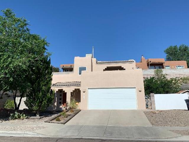3 Br, 3 bath, Single Family 4216 New Vistas Ct NW