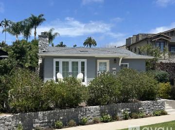 3 BR, 3 BA Apartment Bellevue Pl, San Diego, CA 92037