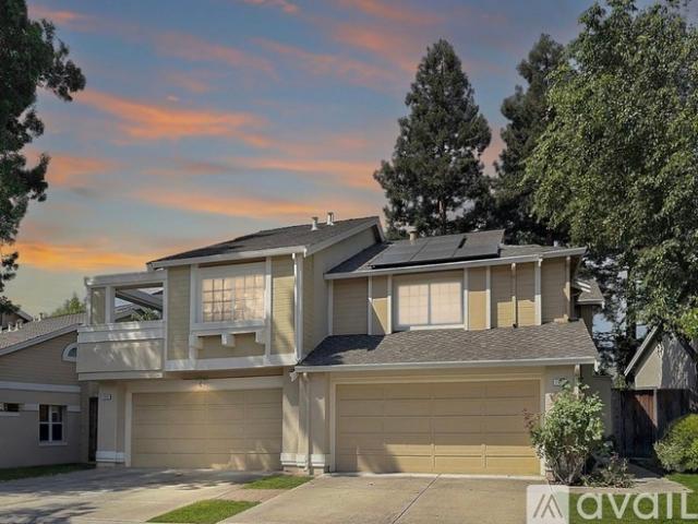 3 BR, 3 BA Apartment 1558 Trimingham Drive, Pleasanton, CA 94566