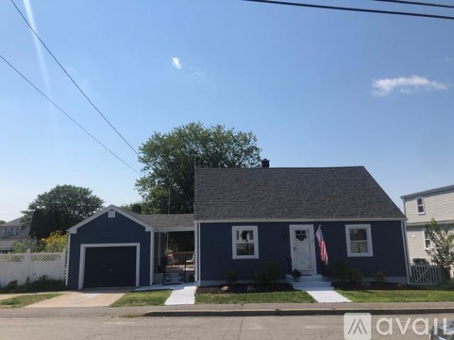 3 BR, 3 BA Apartment 15 Doran Avenue, Bristol, RI 02809