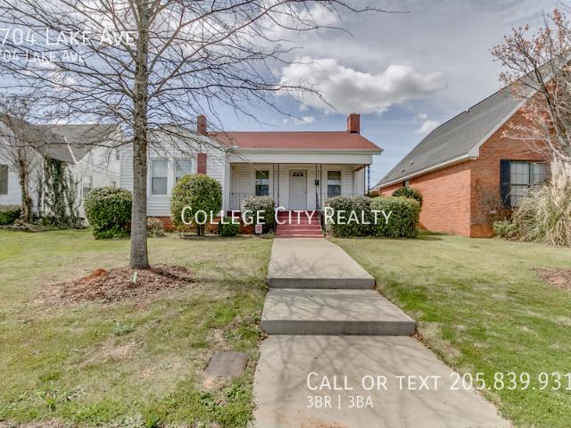 3 BR, 3 BA Apartment 1704 Lake Ave, Tuscaloosa, AL 35401