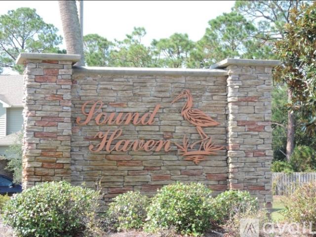 3 BR, 3 BA Apartment 1734 Sound Haven Court, Unit 1734 Sound Haven, Navarre, FL 32566
