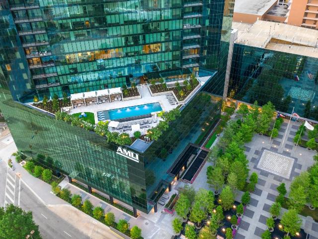 3 BR, 3 BA Apartment 1800 North Field Street Unit 4210, Dallas, TX 75202