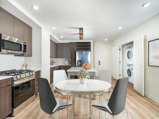 3 BR, 3 BA Apartment 180 10th Street Northeast Unit 3115, Atlanta, GA 30309
