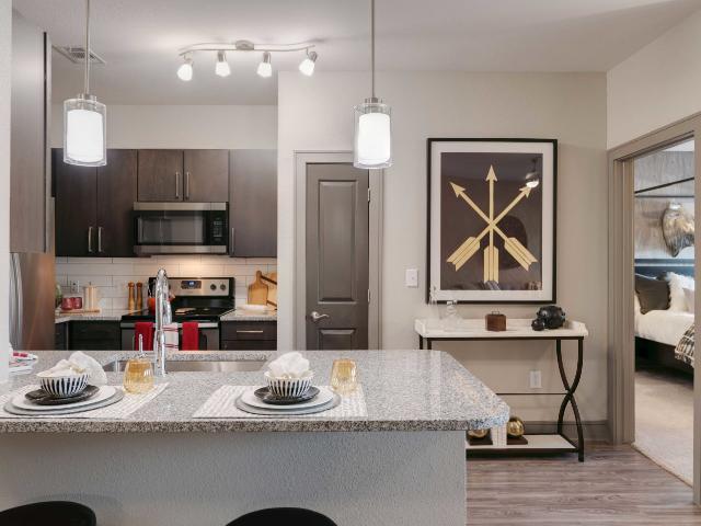 3 BR, 3 BA Apartment 1930 Kingsley Dr Unit 14205, Pearland, TX 77584