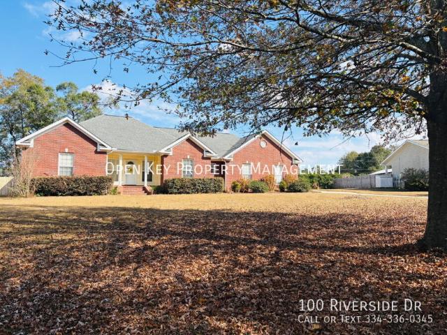3 BR, 3 BA Apartment 100 Riverside Dr, Dothan, AL 36303
