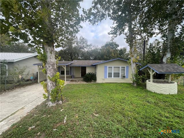 3 BR, 3 BA Apartment 1015 Reiley Road, Seguin, TX 78155