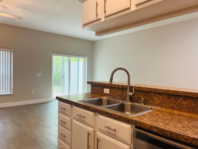 3 BR, 3 BA Apartment 117 Anchorage Avenue, Cape Canaveral, FL 32920