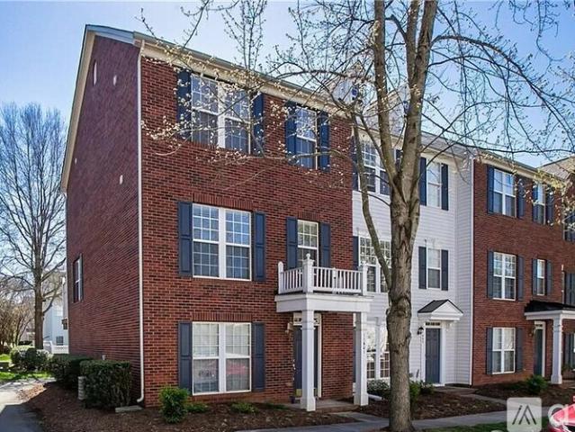 3 BR, 3 BA Apartment 11601 Windsor Castle Ln, Unit 11601, Charlotte, NC 28277