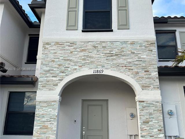 3 BR, 3 BA Apartment 11869 Southwest 246th Terrace, Homestead, FL 33032