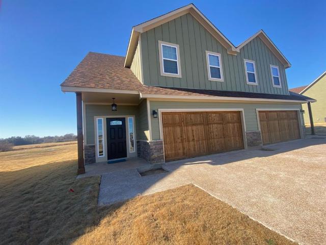 3 BR, 3 BA Apartment 124 Eagle Meadow Drive, Weatherford, TX 76086