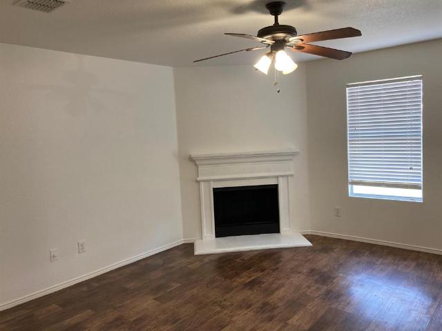 3 BR, 3 BA Apartment 12638 Carpenter Lane, Rhome, TX 76078