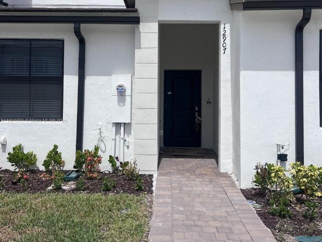 3 BR, 3 BA Apartment 12915 Southwest 233rd Terrace, Homestead, FL 33032