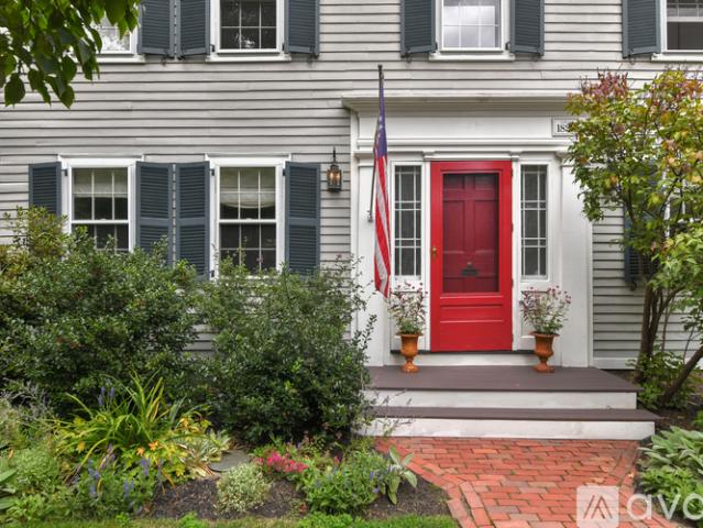 3 BR, 3 BA Apartment 12 Hancock Street, Lexington, MA 02420