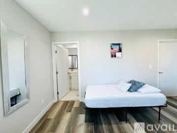 3 BR, 3 BA Apartment 1301 N Kingsley Dr, Unit 1, Los Angeles, CA 90027