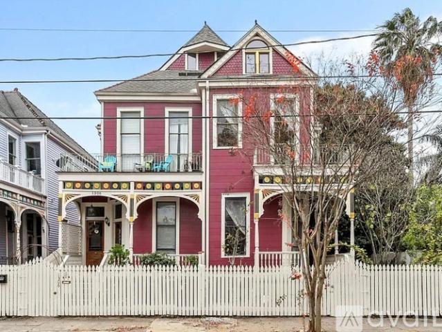 3 BR, 3 BA Apartment 1306 Felicity St, Unit A, New Orleans, LA 70130