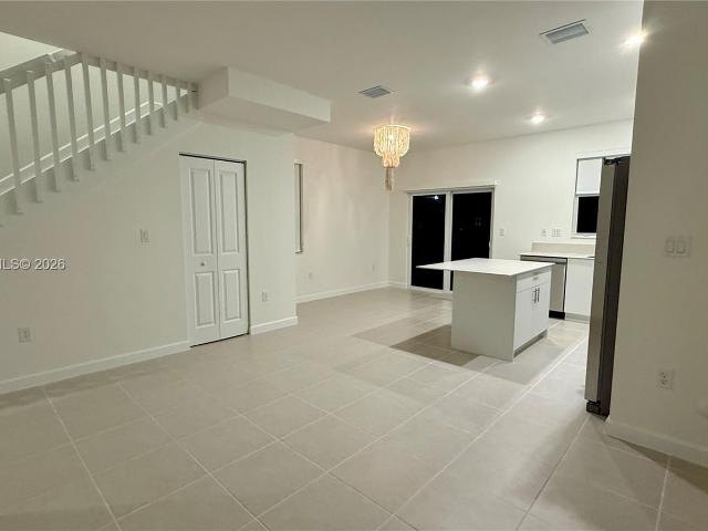 3 BR, 3 BA Apartment 2617 Southeast 27th Drive, Homestead, FL 33035