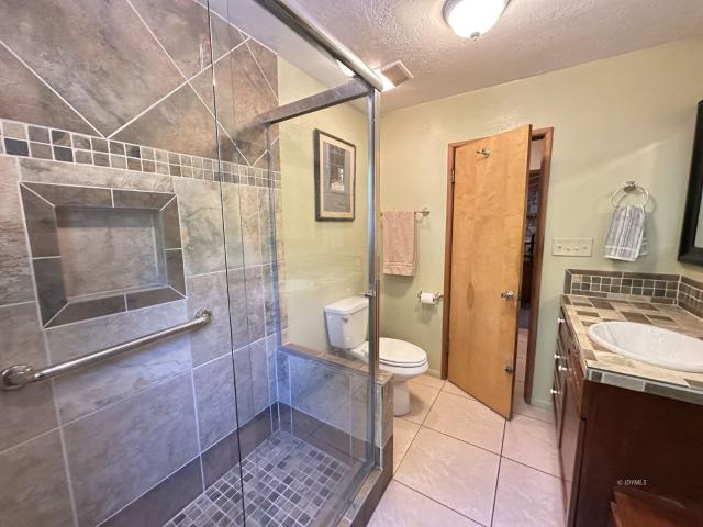 3 BR, 3 BA Apartment 26748 Mcmahan, Idyllwild, CA 92549