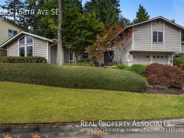3 BR, 3 BA Apartment 2681 168th Ave SE, Bellevue, WA 98008