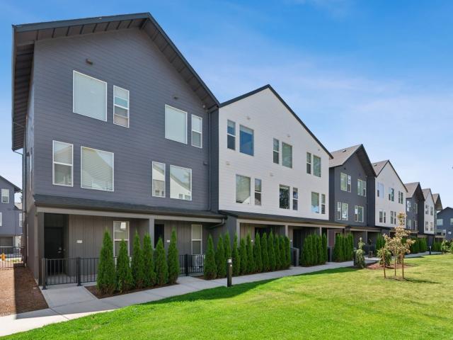 3 BR, 3 BA Apartment 2920 Falk Road Unit N 64, Vancouver, WA 98661