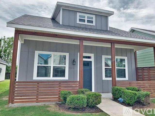 3 BR, 2.5 BA Apartment 2004 S Florida Way, Fayetteville, AR 72701