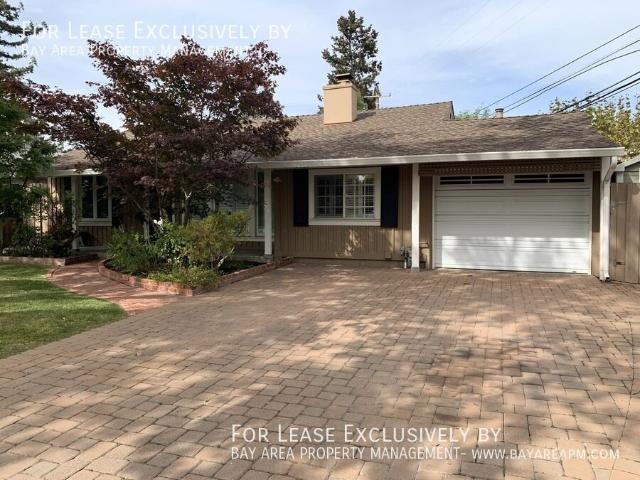 3 BR, 3 BA Apartment 2022 Hampton Avenue, Redwood City, CA 94061