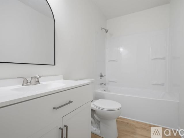 3 BR, 3 BA Apartment 2034 Dunbar Dr, Columbus, OH 43224
