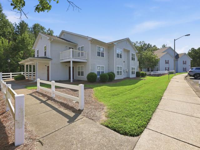 3 BR, 3 BA Apartment 2162 Mill Stream Cir Unit 1554H, Creedmoor, NC 27522