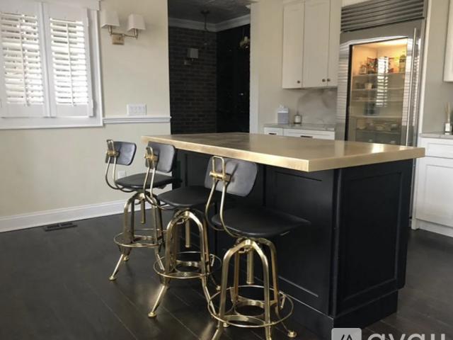 3 BR, 3 BA Apartment 21 Kirkwood Place, Caldwell, NJ 07006