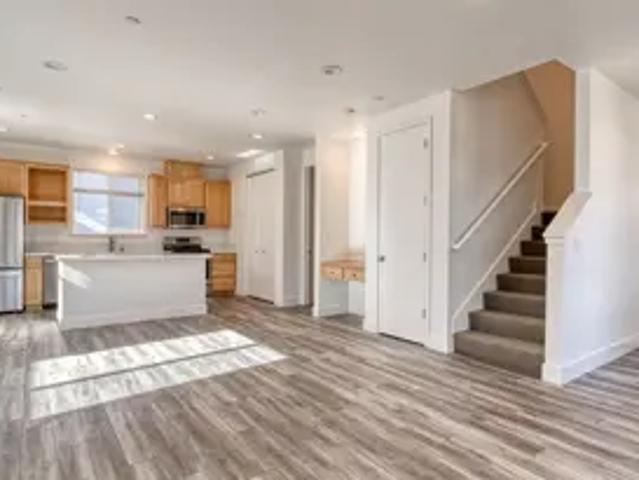 3 BR, 3 BA Apartment 2201 Tapia Way, Chico, CA 95928