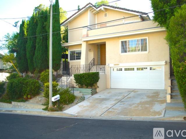 3 BR, 3 BA Apartment 22234 Miston Drive, Los Angeles, CA 91364