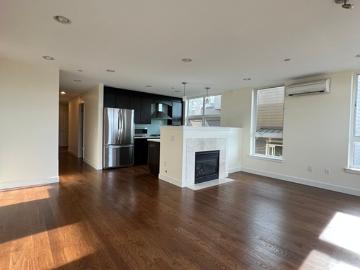 3 BR, 3 BA Apartment 2233 14th Ave W, Unit 4, Seattle, WA 98119