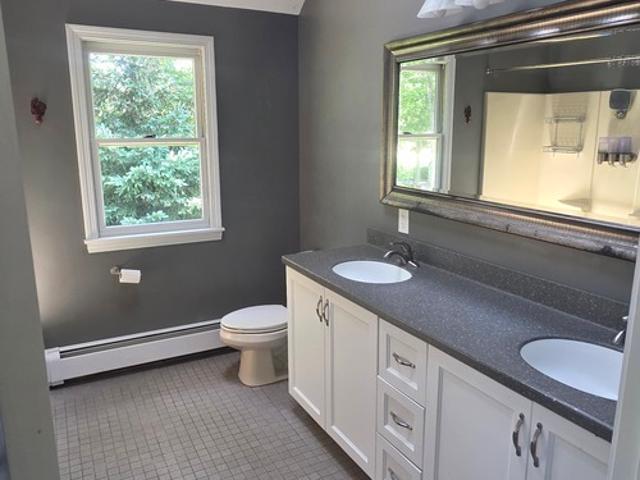 3 BR, 3 BA Apartment 35 Nonantum Rd, Plymouth, MA 02360