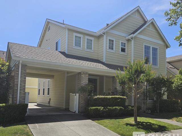 3 BR, 3 BA Apartment 397 Raven Way, Petaluma, CA 94954