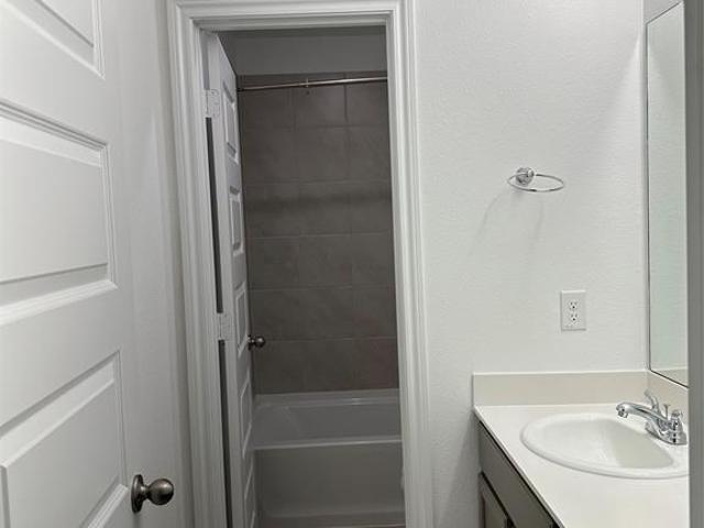 3 BR, 3 BA Apartment 3004 Baneberry Lane, Mesquite, TX 75150