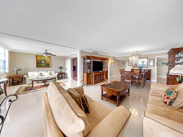3 BR, 3 BA Apartment 3095 North Course Drive, Pompano Beach, FL 33069