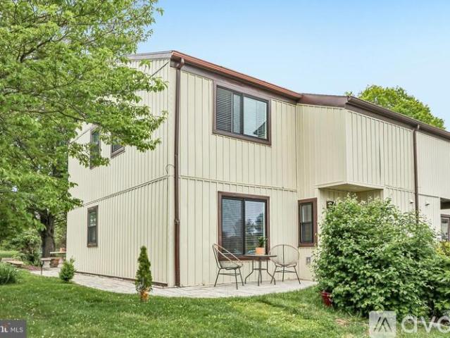 3 BR, 3 BA Apartment 33 Hastings Ct, Unit 33, Downingtown, PA 19335