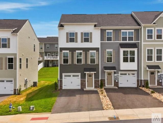 3 BR, 3 BA Apartment 4617 Fountainbridge Court, Unit 4617, Harrisonburg, VA 22801