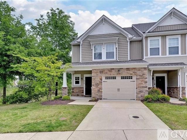3 BR, 3 BA Apartment 4715 Minutemen Way, Williamsburg, VA 23188