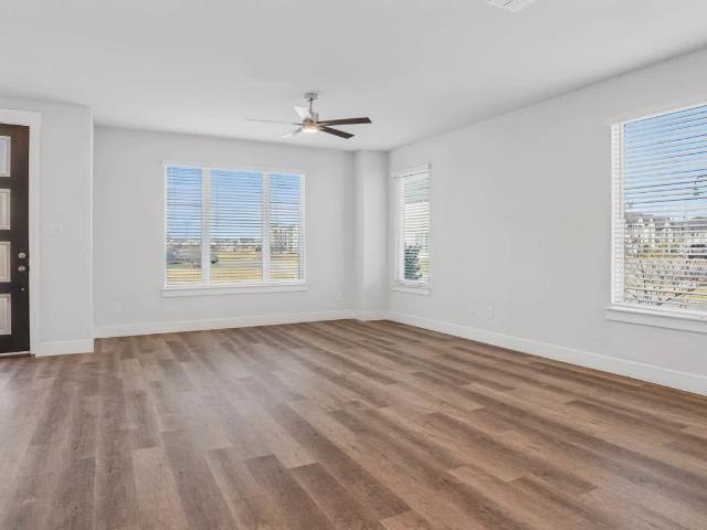 3 BR, 3 BA Apartment 4151 Viridian Village Dr Bld 1 Unit 716, Arlington, TX 76005